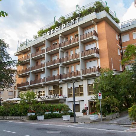 Hotel President Chianciano Terme Kültér fotó
