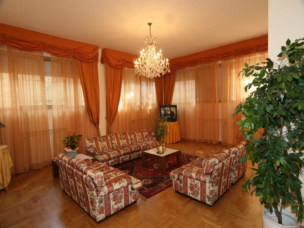 Hotel President Chianciano Terme Kültér fotó
